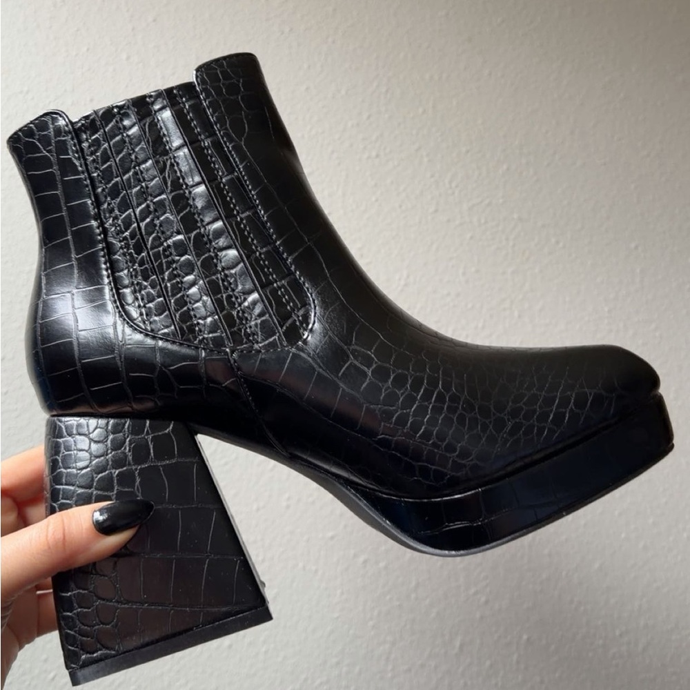 Nasty Gal Black Croc-Patterned Ankle Boots